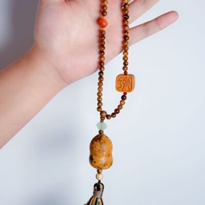 Barbie sandalwood carved sandalwood beaded gourd necklace